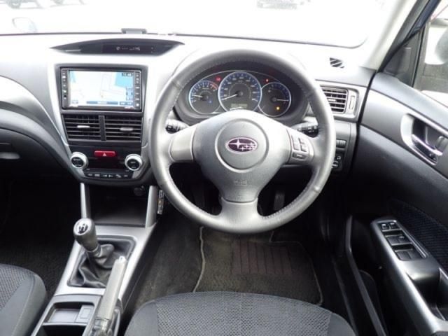 SUBARU FORESTER 2011 Image 31