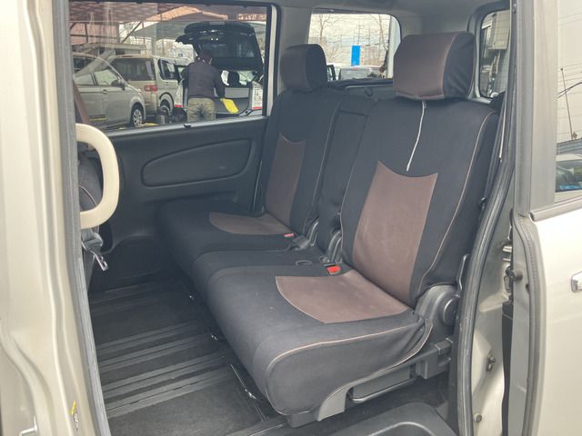 NISSAN SERENA  WG 2011 Image 31