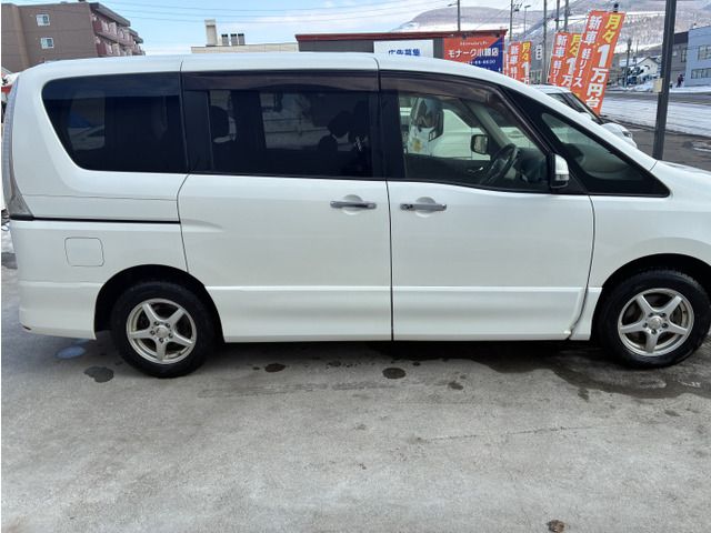 NISSAN SERENA  WG 4WD 2012 Image 31
