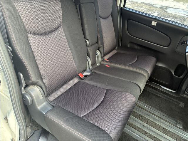 NISSAN SERENA  WG 4WD 2012 Image 31