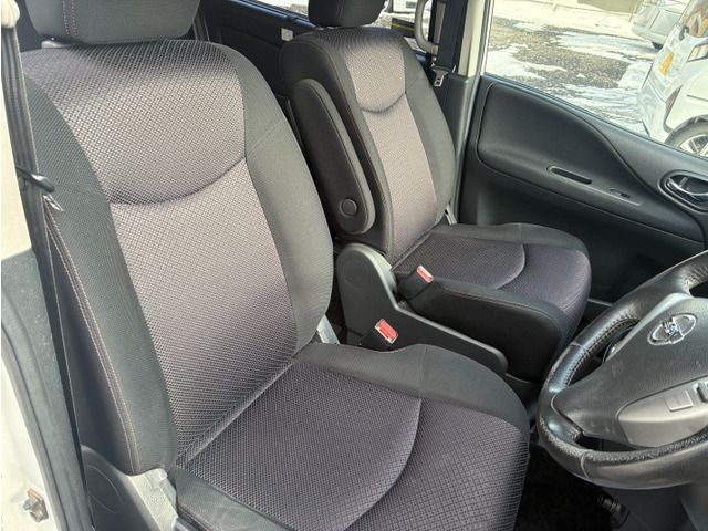 NISSAN SERENA  WG 4WD 2012 Image 31