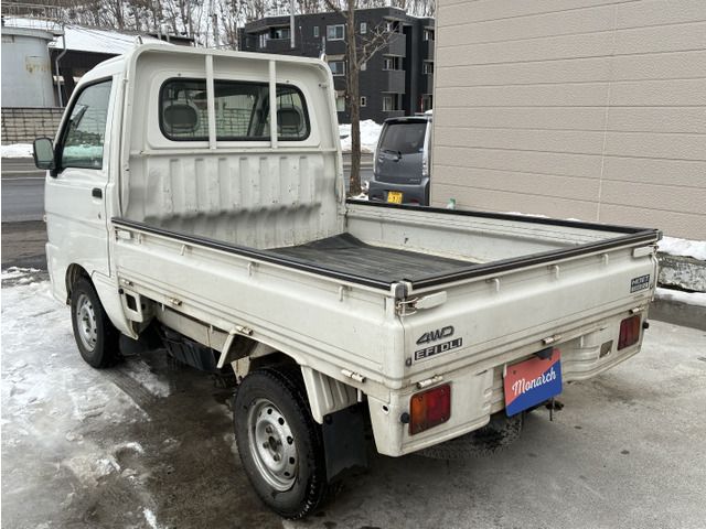 DAIHATSU HIJET TRUCK 4WD 2001 Image 31
