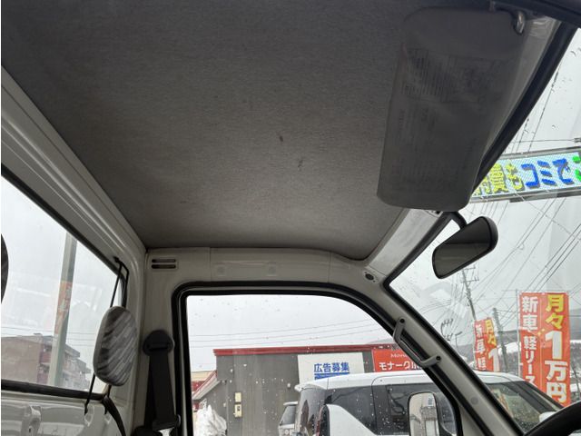 DAIHATSU HIJET TRUCK 4WD 2001 Image 31