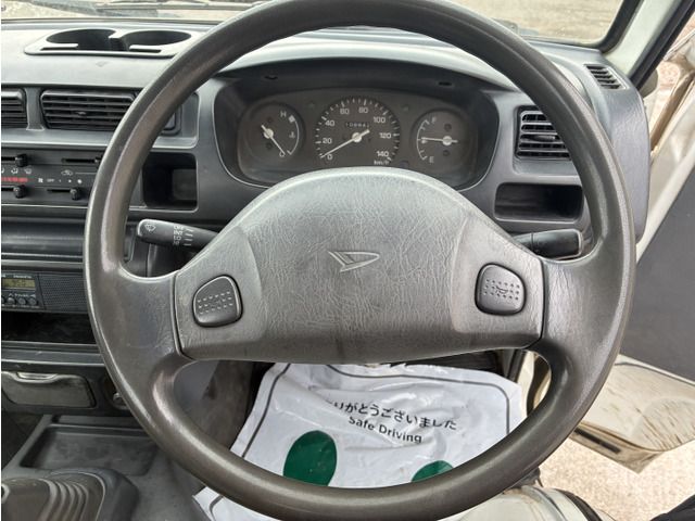 DAIHATSU HIJET TRUCK 4WD 2001 Image 31