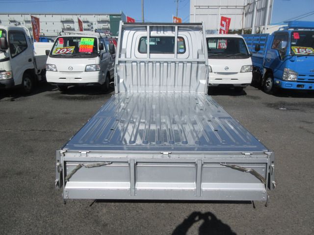 TOYOTA LITEACE TRUCK 2WD 2017 Image 31