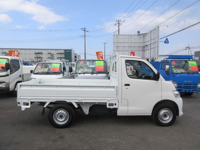 MAZDA BONGO TRUCK 2WD 2022 Image 31