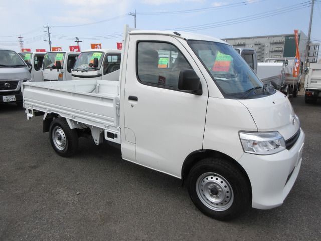 MAZDA BONGO TRUCK 2WD 2022 Image 31