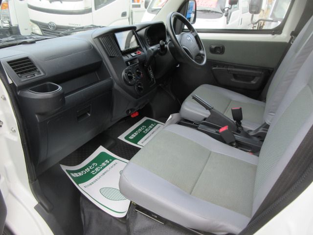 MAZDA BONGO TRUCK 2WD 2022 Image 31