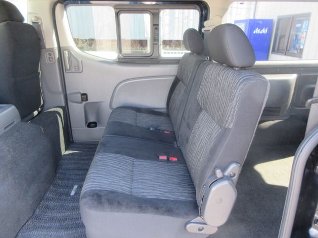 NISSAN NV350 CARAVAN 2020 Image 31