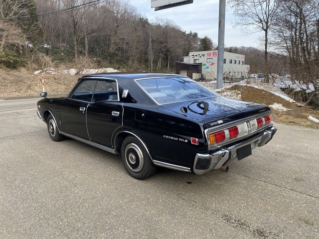 NISSAN CEDRIC 1977 Image 31