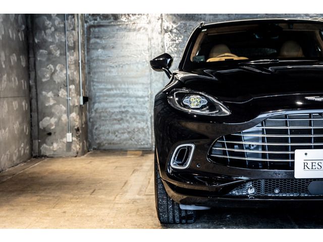 ASTON MARTIN SUV 2022 Image 31