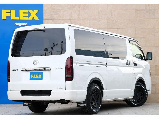 TOYOTA HIACE VAN 4WD 2023 Image 31