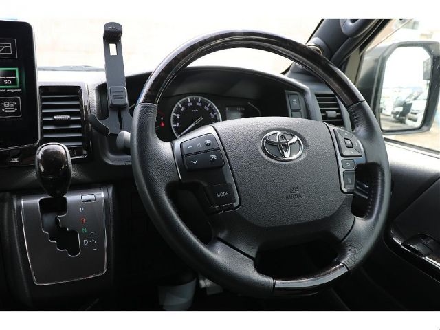 TOYOTA HIACE VAN 4WD 2023 Image 31