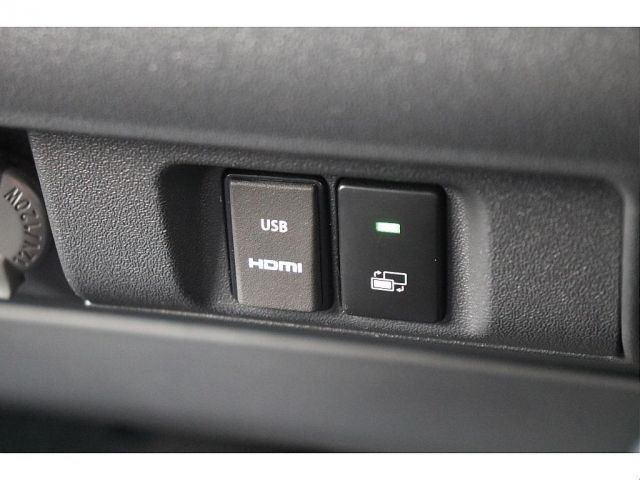 TOYOTA HIACE VAN 4WD 2023 Image 31