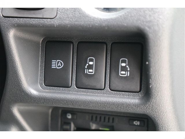 TOYOTA HIACE VAN 4WD 2023 Image 31