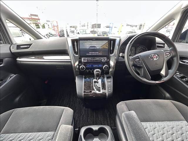 TOYOTA ALPHARD 2016 Image 31