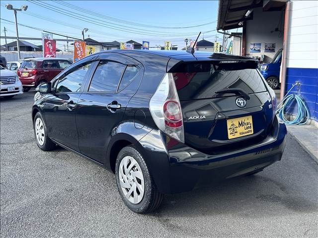 TOYOTA AQUA 2013 Image 31