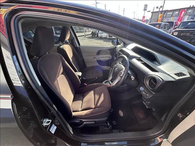 TOYOTA AQUA 2013 Image 31