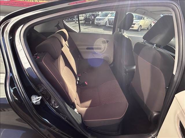 TOYOTA AQUA 2013 Image 31