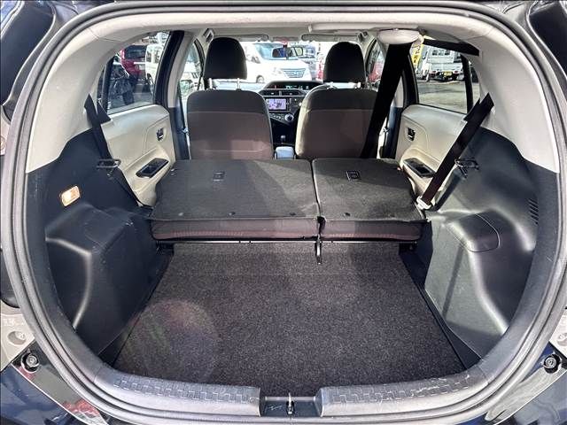 TOYOTA AQUA 2013 Image 31