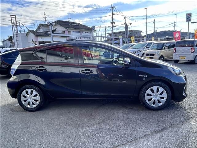 TOYOTA AQUA 2013 Image 31