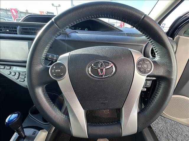 TOYOTA AQUA 2013 Image 31