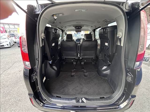 TOYOTA ESQUIRE HYBRID 2015 Image 31