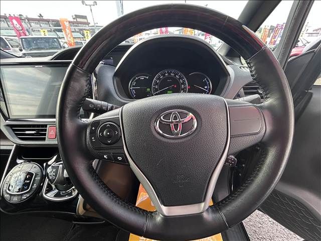 TOYOTA ESQUIRE HYBRID 2015 Image 31