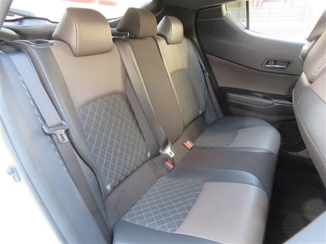 TOYOTA C-HR 2020 Image 31