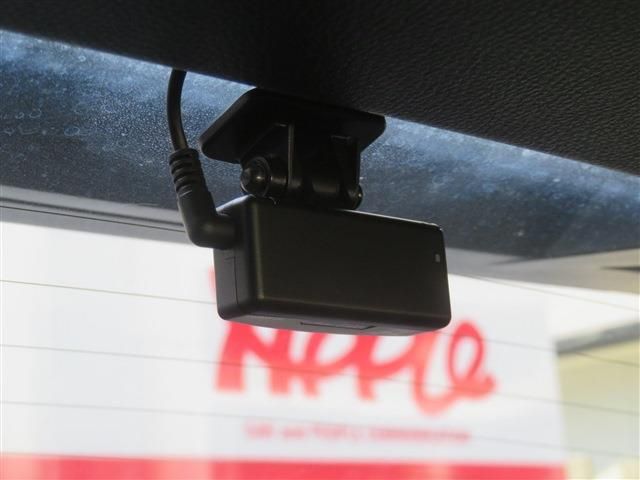 TOYOTA C-HR 2020 Image 31