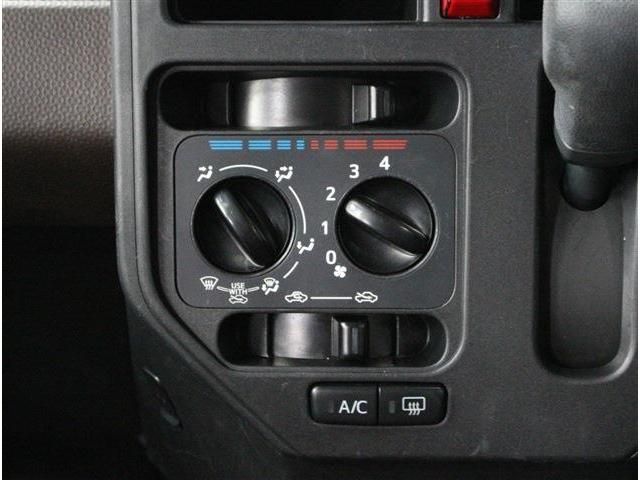 TOYOTA ROOMY 4WD 2019 Image 31