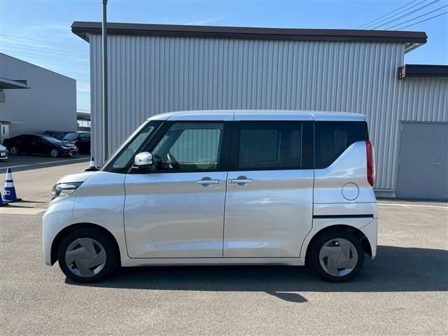 NISSAN ROOX 2023 Image 31