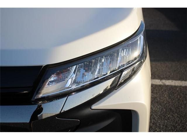 TOYOTA NOAH 4WD 2023 Image 31
