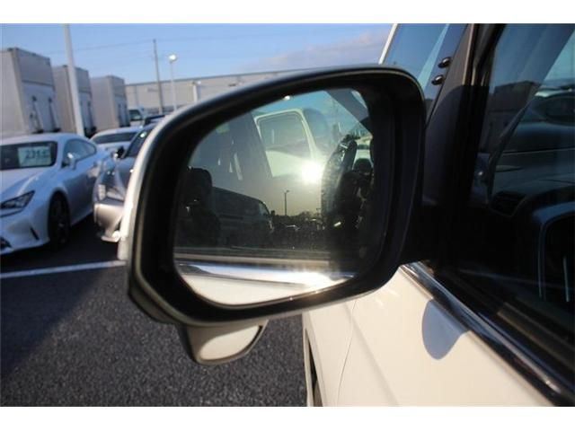 TOYOTA NOAH 4WD 2023 Image 31