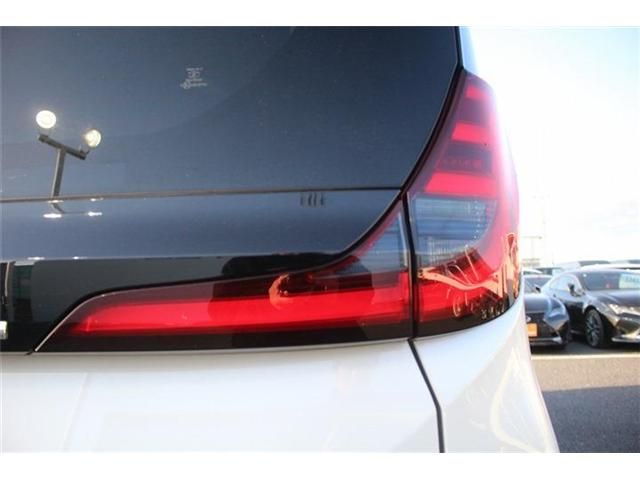 TOYOTA NOAH 4WD 2023 Image 31