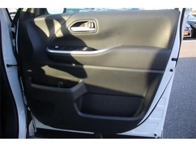 TOYOTA NOAH 4WD 2023 Image 31