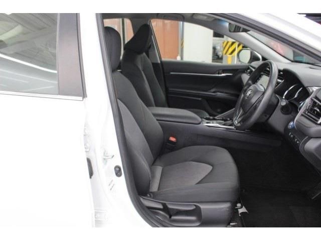 TOYOTA CAMRY HYBRID 2021 Image 31