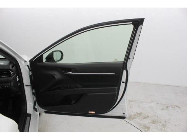 TOYOTA CAMRY HYBRID 2021 Image 31