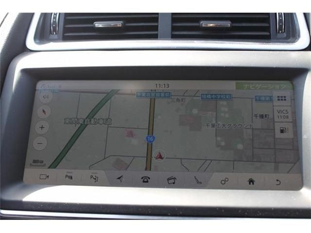 JAGUAR E-PACE 2018 Image 31