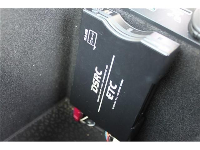 JAGUAR E-PACE 2018 Image 31