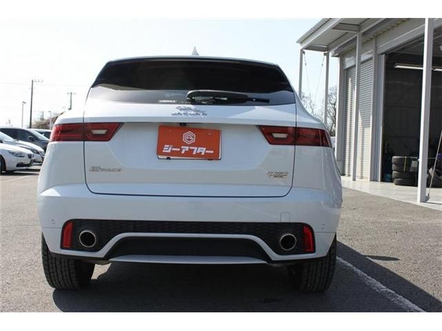 JAGUAR E-PACE 2018 Image 31