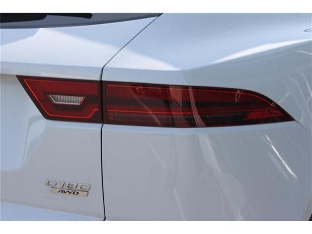 JAGUAR E-PACE 2018 Image 31