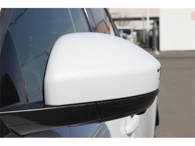 JAGUAR E-PACE 2018 Image 31