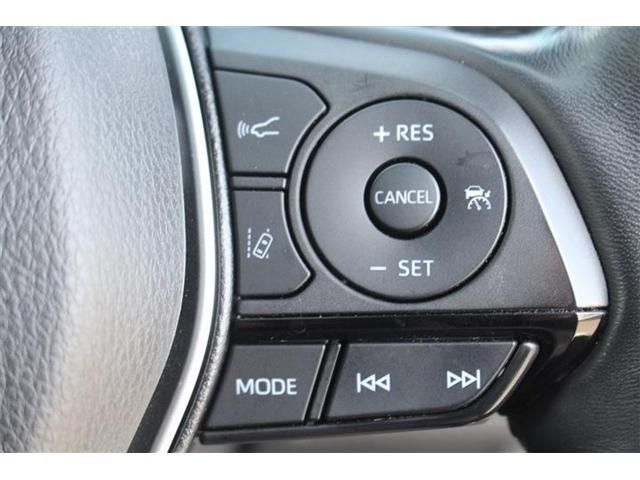 TOYOTA HARRIER HYBRID 2023 Image 31