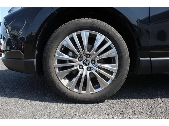 TOYOTA HARRIER HYBRID 2023 Image 31