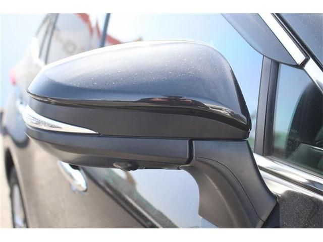 TOYOTA HARRIER HYBRID 2023 Image 31