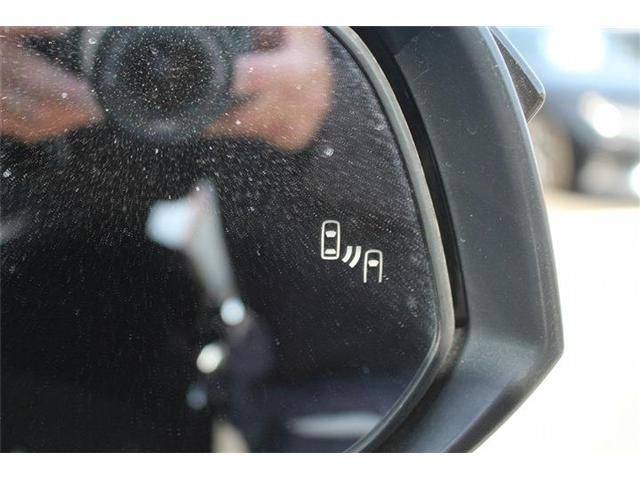 TOYOTA HARRIER HYBRID 2023 Image 31