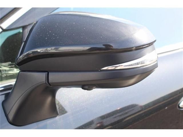 TOYOTA HARRIER HYBRID 2023 Image 31