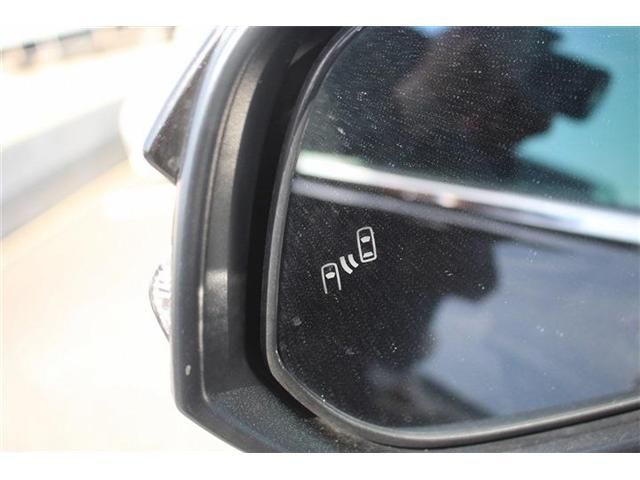 TOYOTA HARRIER HYBRID 2023 Image 31