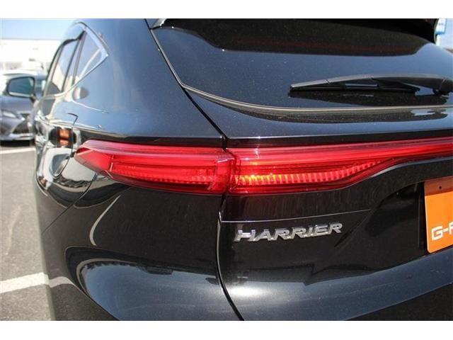 TOYOTA HARRIER HYBRID 2023 Image 31